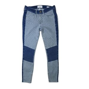 Frame Le Skinny De Jeanne Moto Jeans In Station W27 Railroad Stripe